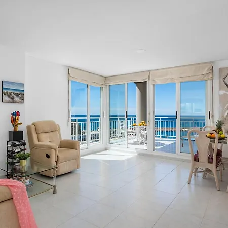 Nautico - Plusholidays * Ifach